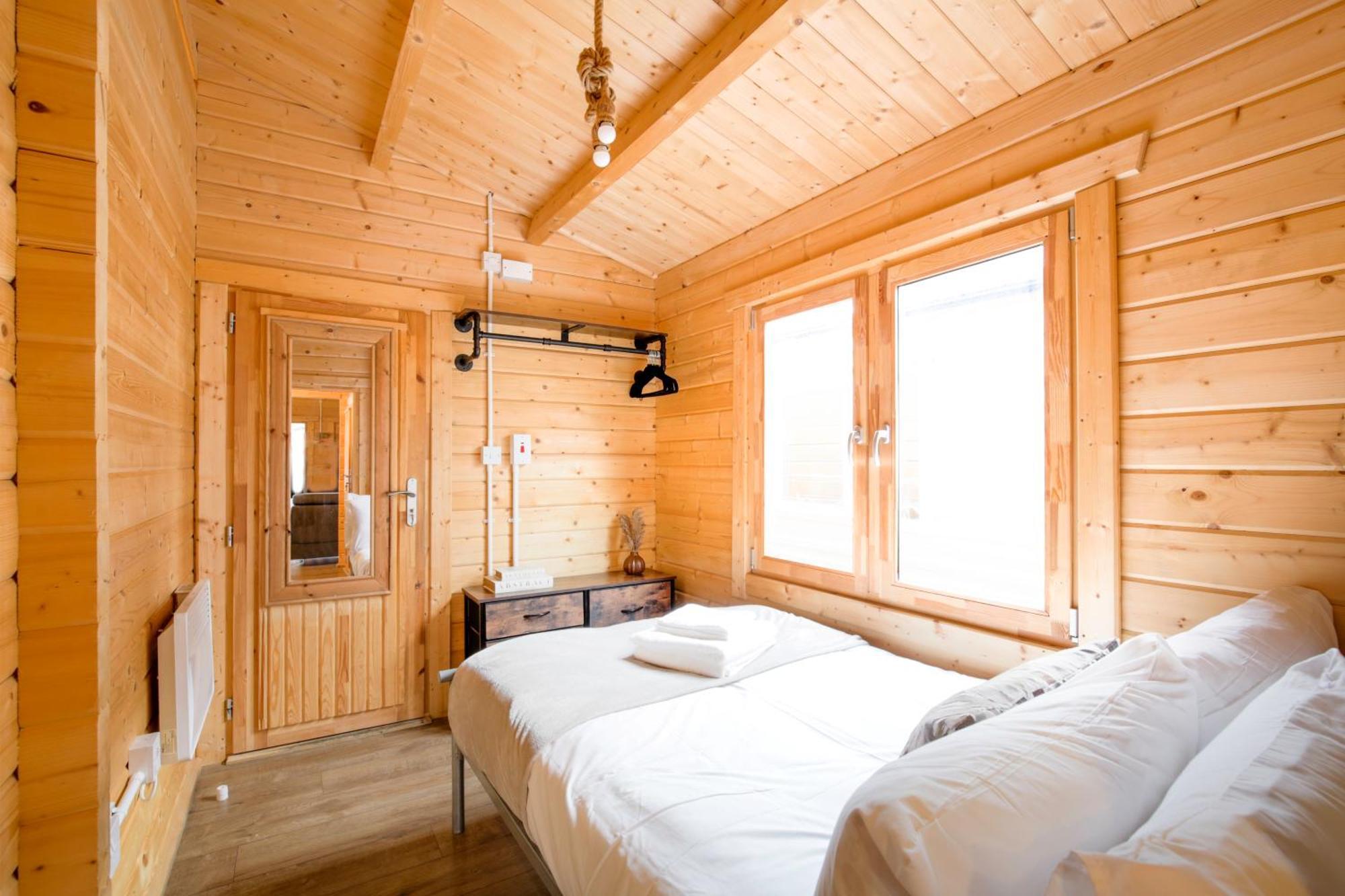 The Baltic Cabin - Cains Brewery Village Ливърпул Екстериор снимка